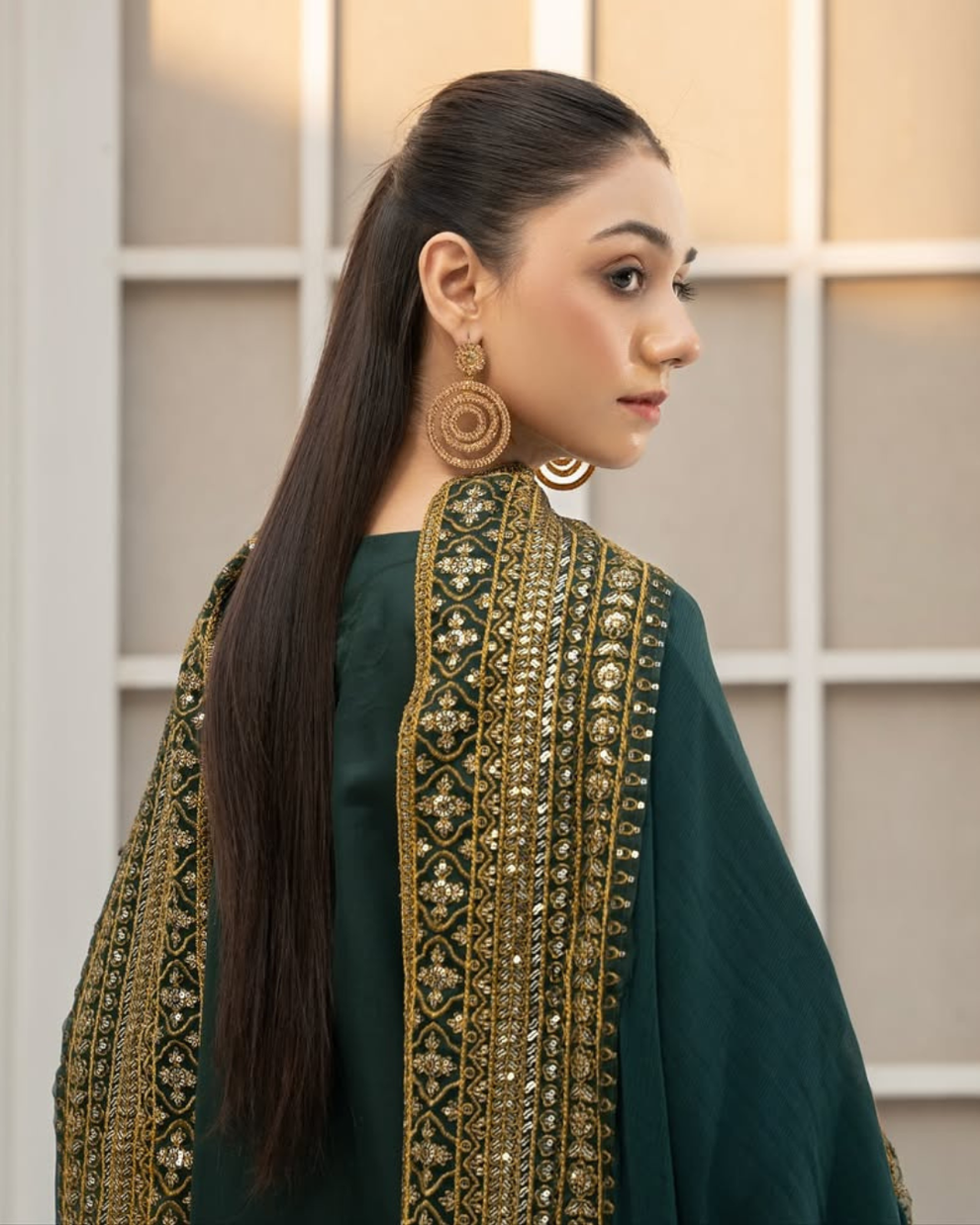 Lawn-3PC Embroidered Shirt with Lawn Embroidered Dupatta- 5135 GREEN