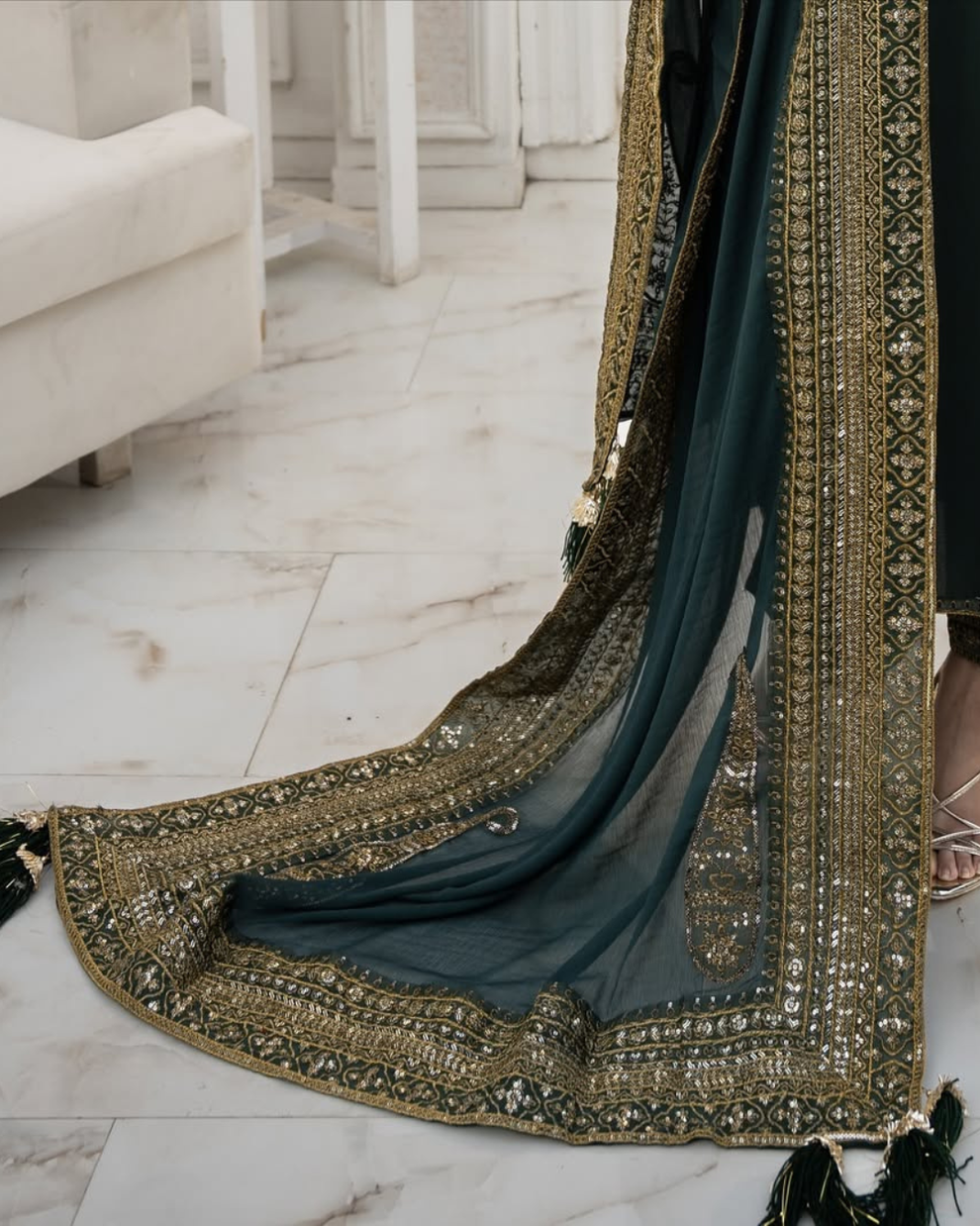 Lawn-3PC Embroidered Shirt with Lawn Embroidered Dupatta- 5135 GREEN