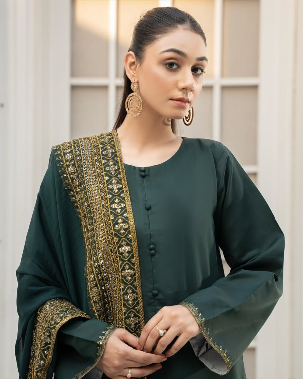 Lawn-3PC Embroidered Shirt with Lawn Embroidered Dupatta- 5135 GREEN