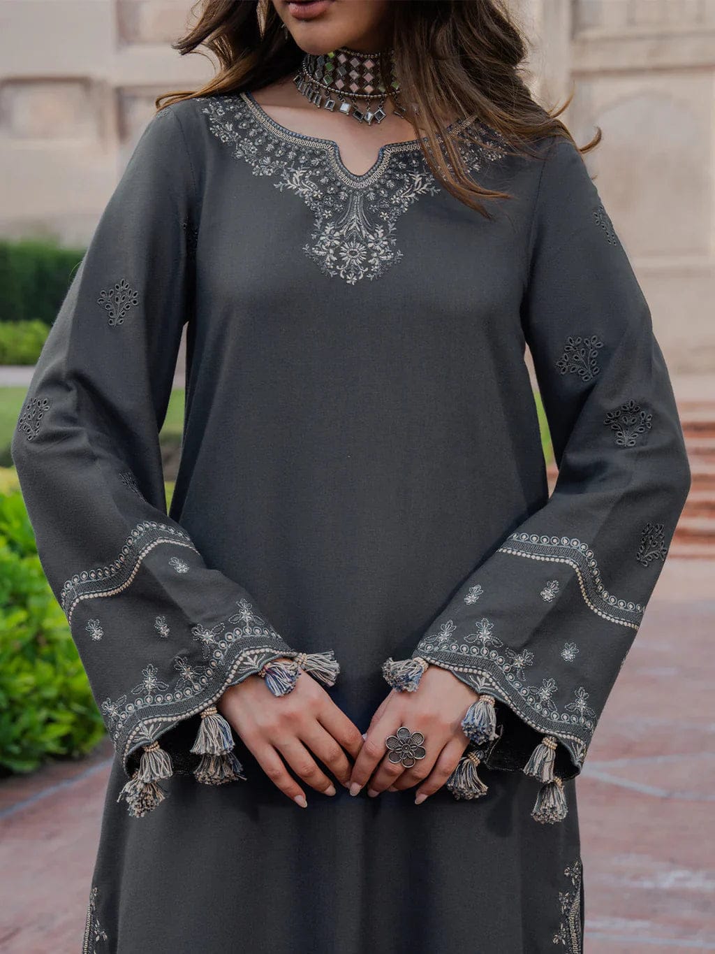Lawn 3PC Embroidered Suit H-6144