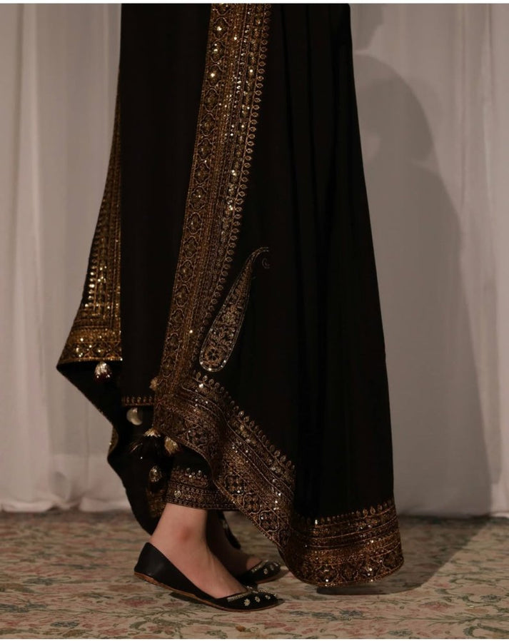 ROYAL CHARM EMB 3PC SUIT AJS-001003 BLACK